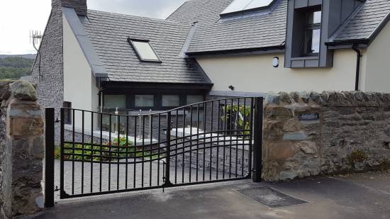 Bespoke modern double leaf gates for new house